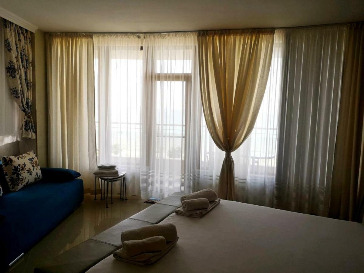 Albatros Private Studio Primorsko Bagian luar foto